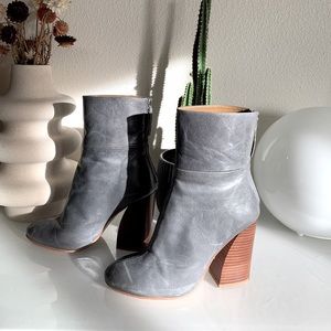 Zara grey boots with wood heel 38